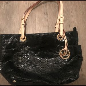 Excellent condition Michael Kors bag
